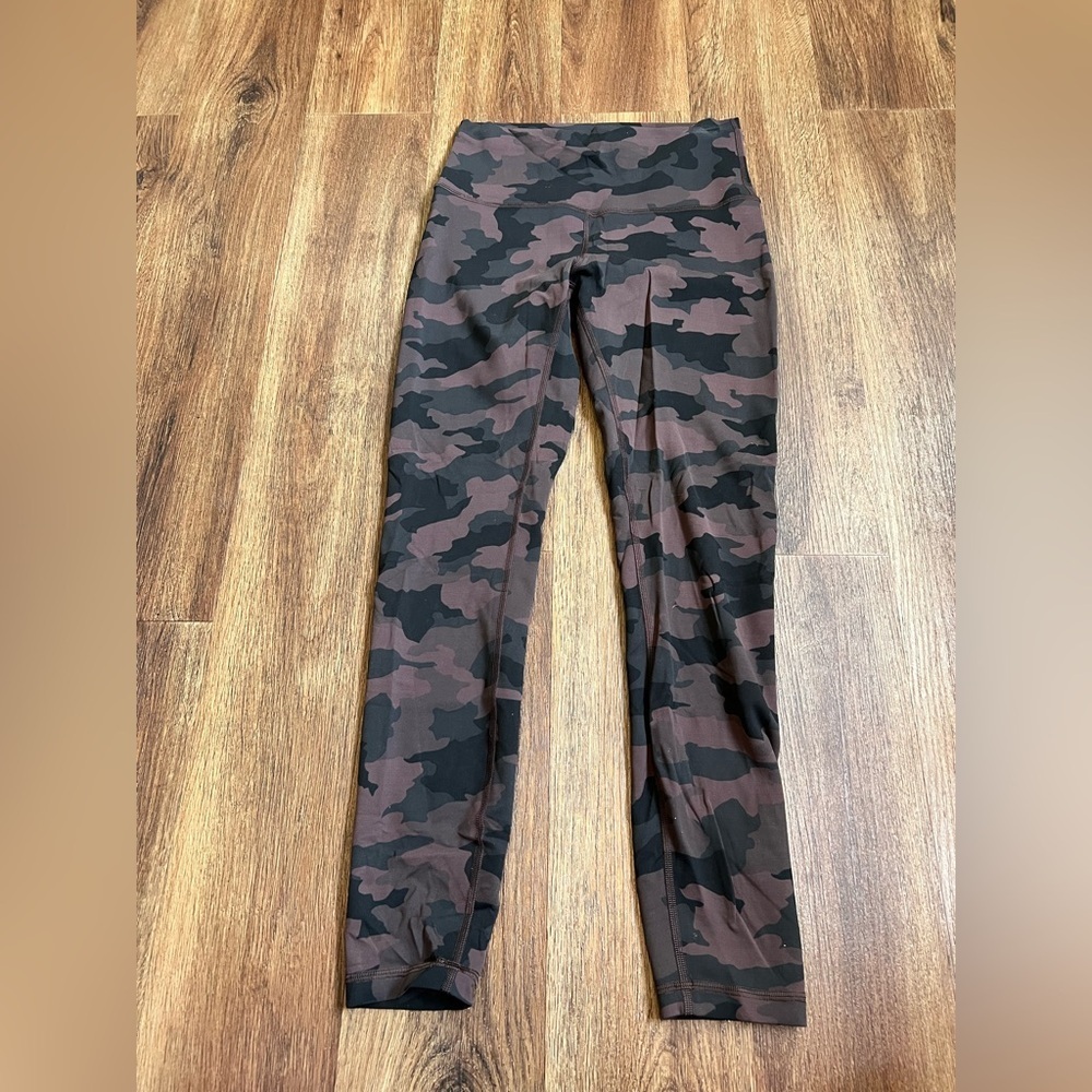 Lululemon Athletica Brown Camo Leggings Womens size 6